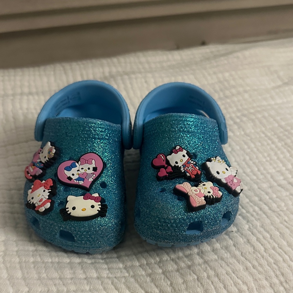 CROCS Sparkly Blue Kids Sandals with Hello Kitty